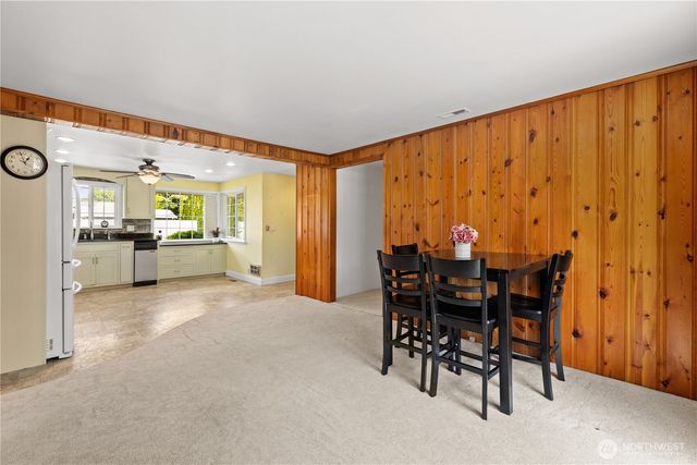 426 4th Avenue SE, Pacific, WA 98047