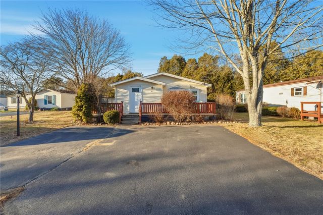 10 Lear Drive, Coventry, RI 02816