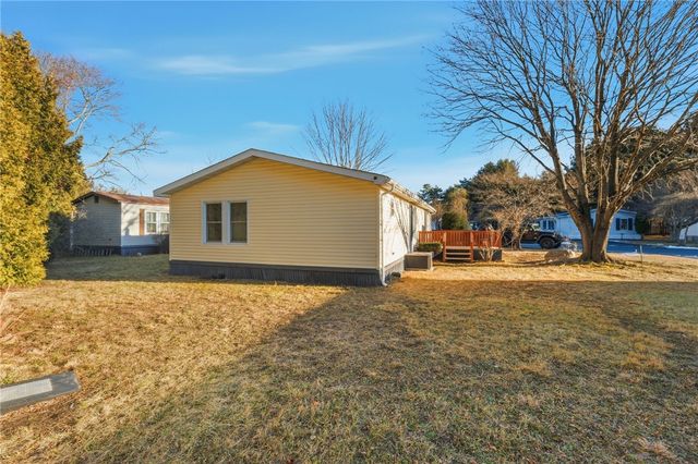 10 Lear Drive, Coventry, RI 02816