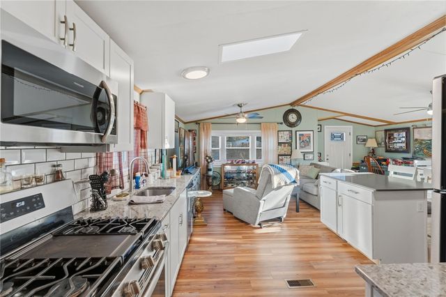 10 Lear Drive, Coventry, RI 02816