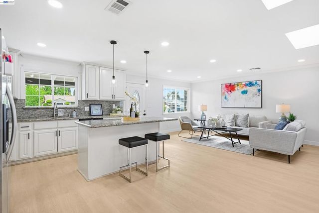 42552 Roberts Ave, Fremont, CA 94538