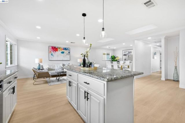 42552 Roberts Ave, Fremont, CA 94538