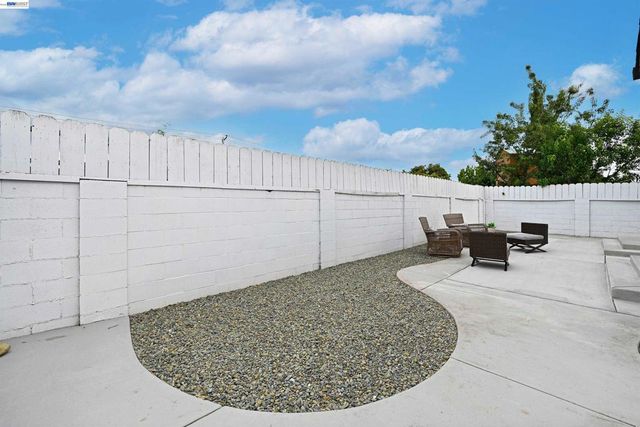 42552 Roberts Ave, Fremont, CA 94538