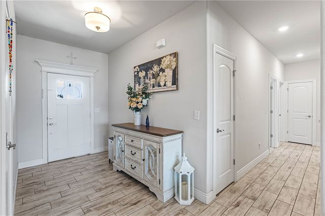1020 E Skyline Loop, Centerton, AR 72719
