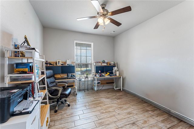 1020 E Skyline Loop, Centerton, AR 72719