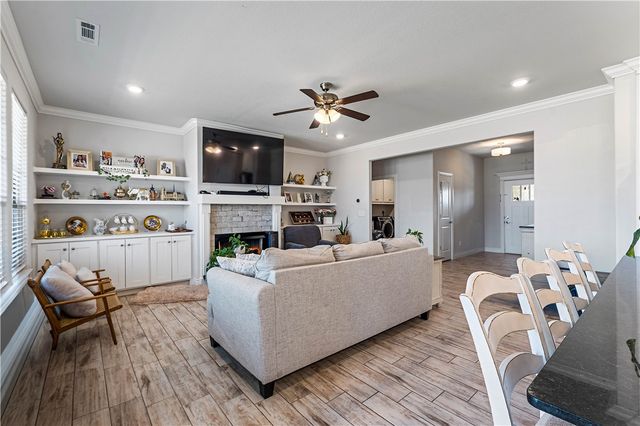 1020 E Skyline Loop, Centerton, AR 72719