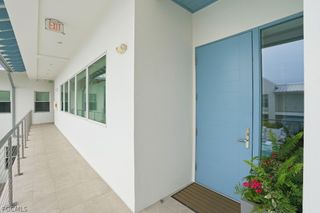 201 8th ST S 309, Naples, FL 34102