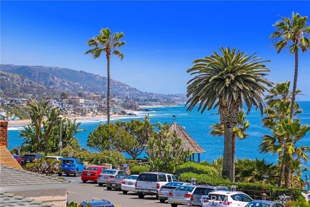 376 Cliff Drive E, Laguna Beach, CA 92651