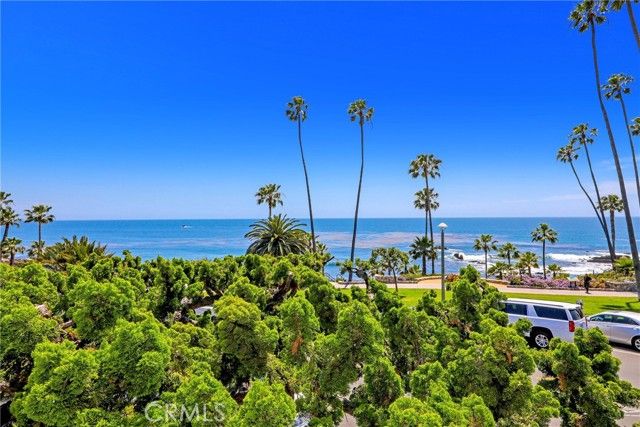 376 Cliff Drive E, Laguna Beach, CA 92651
