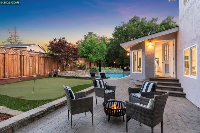 36 Playa Ct, San Ramon, CA 94583