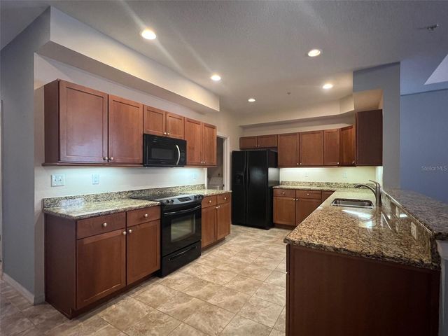 642 WELLS COURT 201, Clearwater, FL 33756