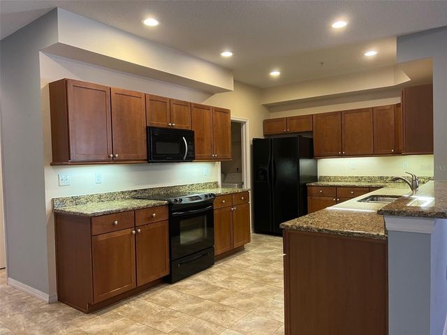 642 WELLS COURT 201, Clearwater, FL 33756