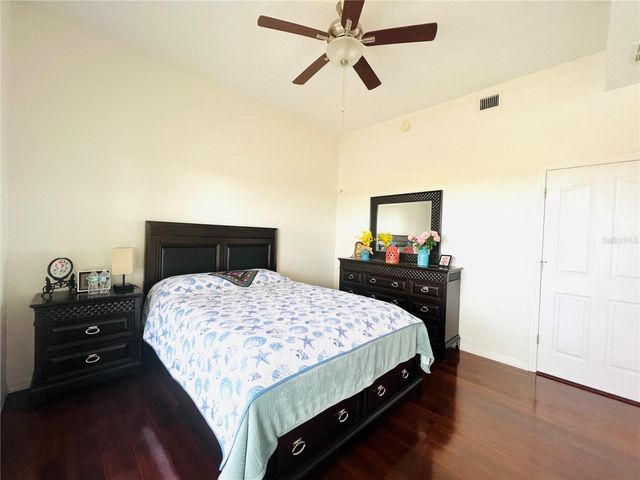 642 WELLS COURT 201, Clearwater, FL 33756