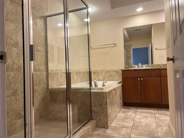 642 WELLS COURT 201, Clearwater, FL 33756