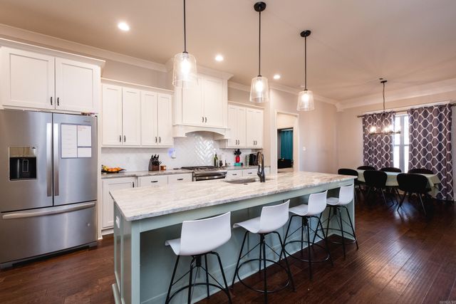 885 Oak Forest Circle, Sherwood, AR 72120