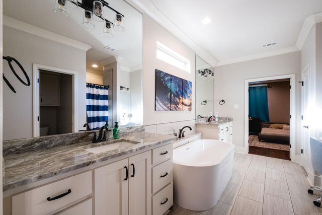 885 Oak Forest Circle, Sherwood, AR 72120