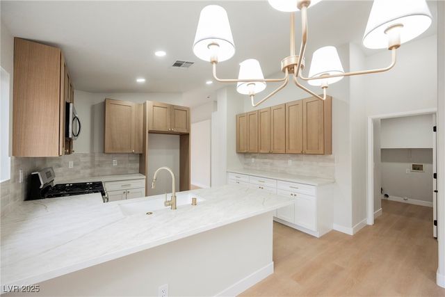 2968 Mount Hope Drive, Las Vegas, NV 89156