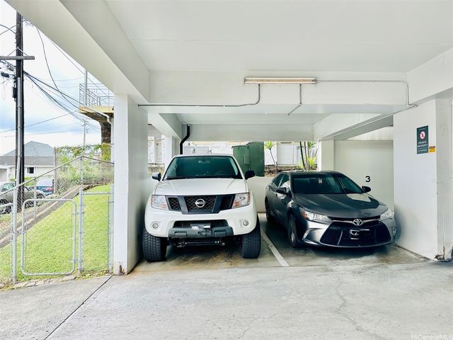 1516 Ward Avenue 203, Honolulu, HI 96822