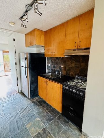 1516 Ward Avenue 203, Honolulu, HI 96822