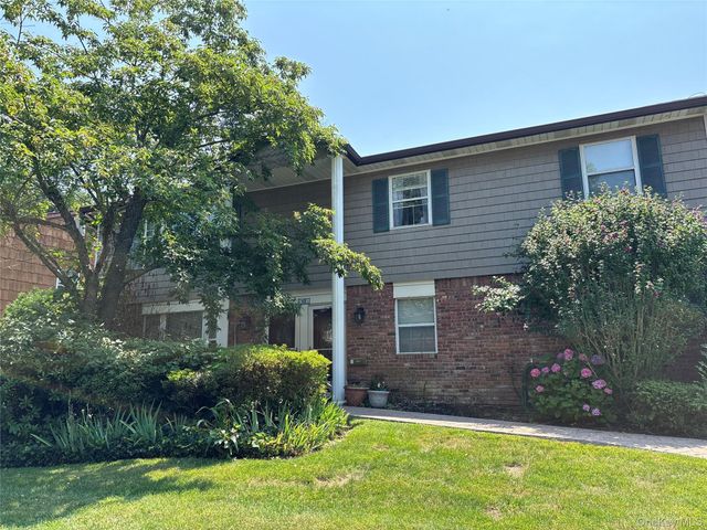 17 Alex Lane, Glen Cove, NY 11542