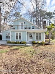 100 Boundary Loop Road NW, Calabash, NC 28467