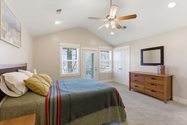 1336A Stainback Ave, Nashville, TN 37207