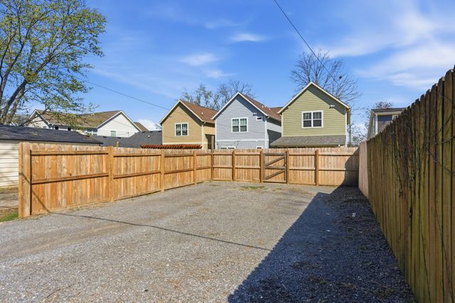1336A Stainback Ave, Nashville, TN 37207