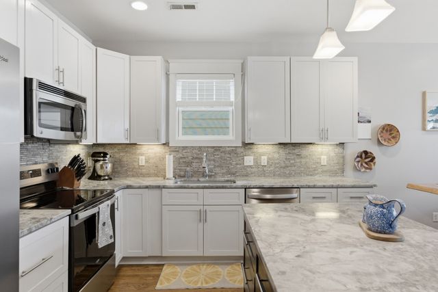 1336A Stainback Ave, Nashville, TN 37207