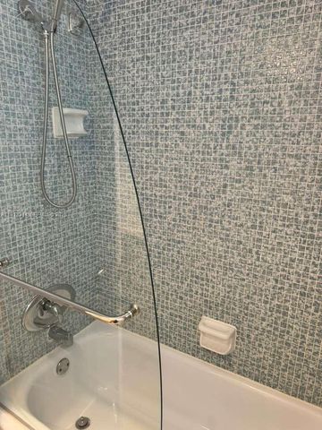 3001 NW 46th Avenue 207, Lauderdale Lakes, FL 33313