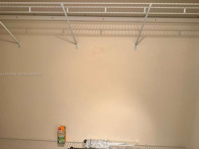 3001 NW 46th Avenue 207, Lauderdale Lakes, FL 33313