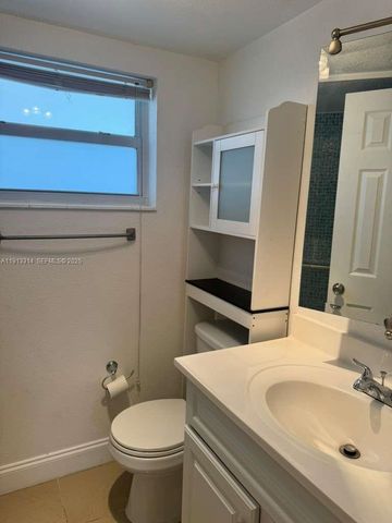 3001 NW 46th Avenue 207, Lauderdale Lakes, FL 33313