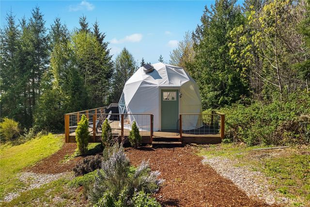 835 Pollock Drive, Brinnon, WA 98320