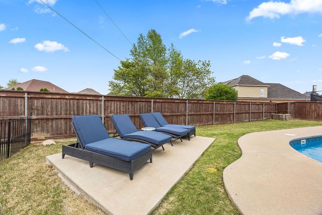 4801 SW Blaire Mont Road, Bentonville, AR 72713