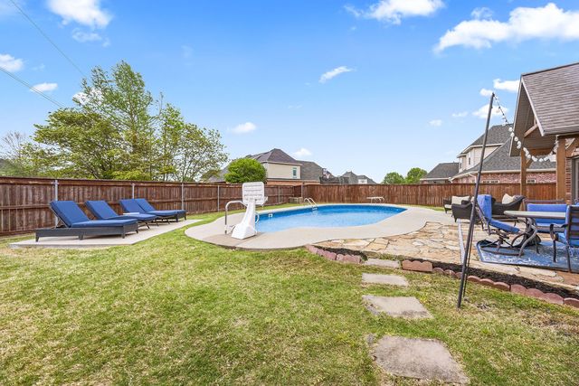 4801 SW Blaire Mont Road, Bentonville, AR 72713