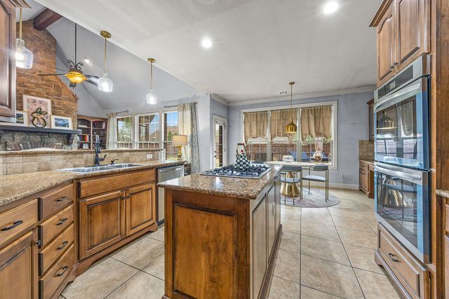 4801 SW Blaire Mont Road, Bentonville, AR 72713