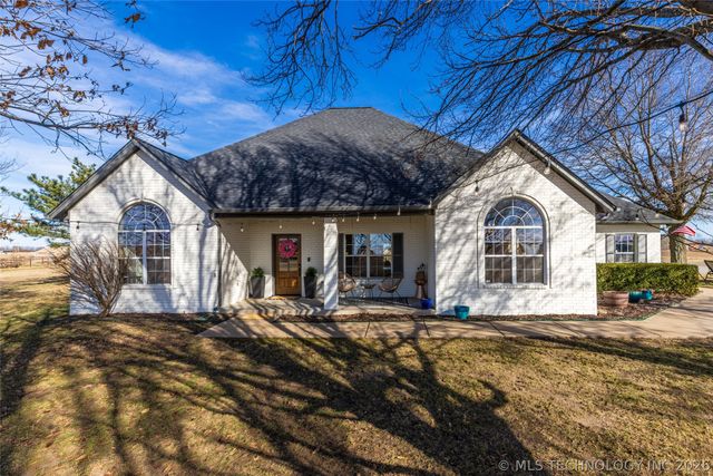 16623 N 97th East Avenue, Collinsville, OK 74021