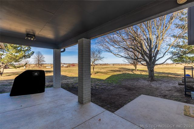 16623 N 97th East Avenue, Collinsville, OK 74021