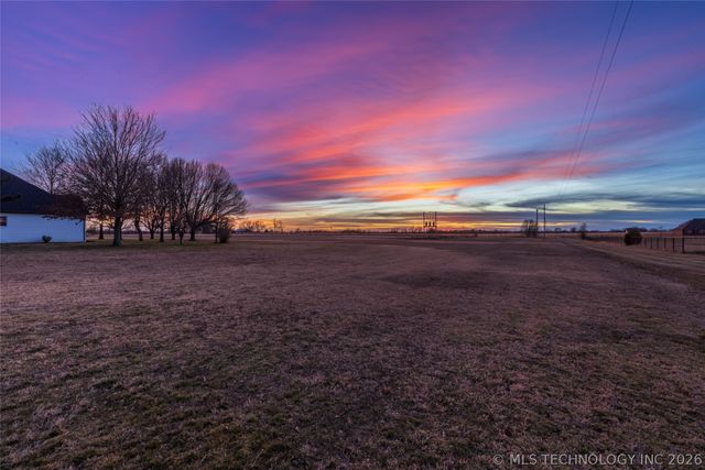 16623 N 97th East Avenue, Collinsville, OK 74021