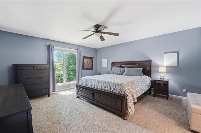 8201 N Oregon Drive, Kansas City, MO 64151