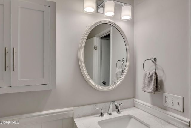 88 Yorkshire Drive, East Greenbush, NY 12061