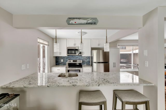 88 Yorkshire Drive, East Greenbush, NY 12061