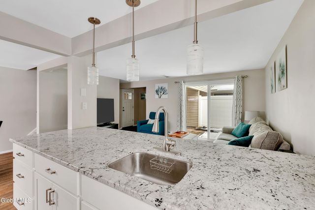 88 Yorkshire Drive, East Greenbush, NY 12061