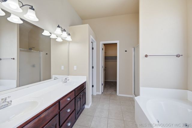 1225 E Canton Street, Broken Arrow, OK 74012