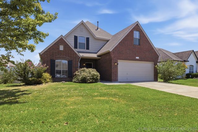1225 E Canton Street, Broken Arrow, OK 74012