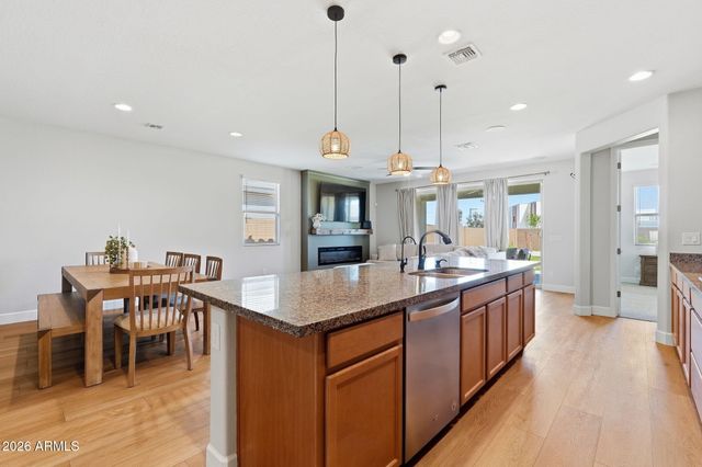 34031 N CASEY Lane, San Tan Valley, AZ 85144