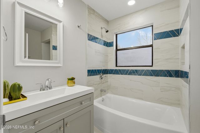 2111 BOURGET Drive, Jacksonville, FL 32210