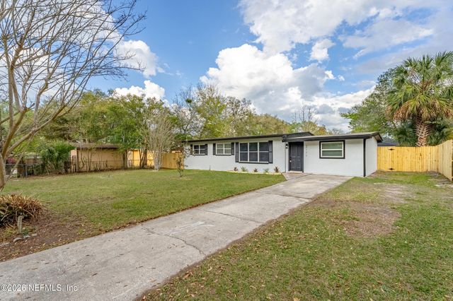 2111 BOURGET Drive, Jacksonville, FL 32210