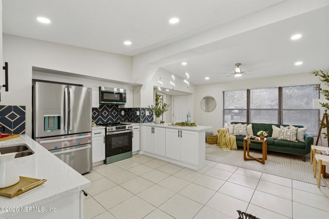 2111 BOURGET Drive, Jacksonville, FL 32210