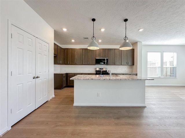 25515 Mount Switchback Court, Spring, TX 77373