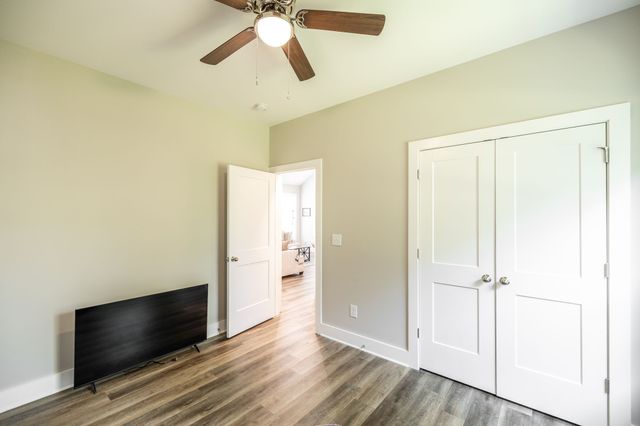 4335 Hawkins Dr, Westmoreland, TN 37186